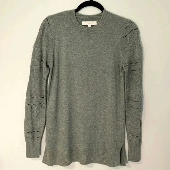 The Loft Women's Stitched Sleeve Sweater‎ Green Size XS - Picture 3 of 10